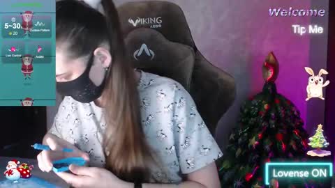 Snapshot of m00n8kiki chatting on 14, 1, 2026 Ksu online show from 14, 1, 2026