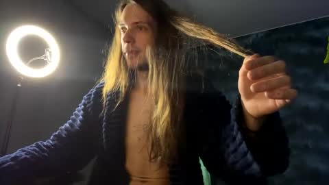 Snapshot of m1shq chatting on 7, 12, 2024 m1shq online show from 7, 12, 2024