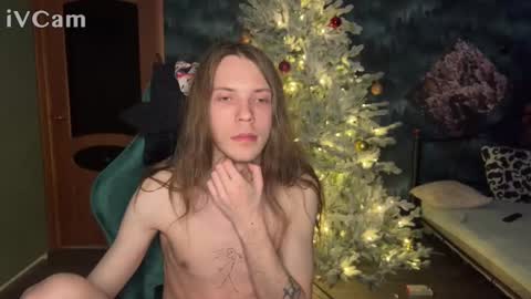 Snapshot of m1shq chatting on 4, 1, 2025 m1shq online show from 4, 1, 2025