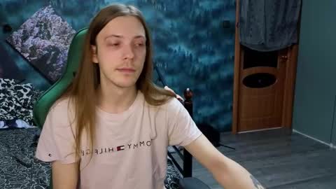 Snapshot of m1shq chatting on 7, 3, 2025 m1shq online show from 7, 3, 2025