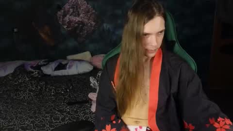 Snapshot of m1shq chatting on 8, 3, 2025 m1shq online show from 8, 3, 2025