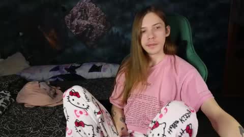 Snapshot of m1shq chatting on 11, 3, 2025 m1shq online show from 11, 3, 2025