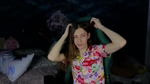 Snapshot of m1shq chatting on 8, 9, 2025 m1shq online show from 8, 9, 2025