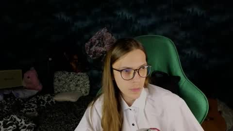 Snapshot of m1shq chatting on 17, 9, 2025 m1shq online show from 17, 9, 2025