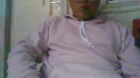 Snapshot of m4nchad0s chatting on 27, 4, 2026 M4nchad0s online show from 27, 4, 2026