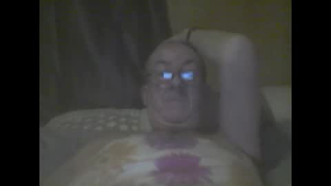 Snapshot of macbewdekan25 chatting on 8, 12, 2024 macbewdekan25 online show from 8, 12, 2024