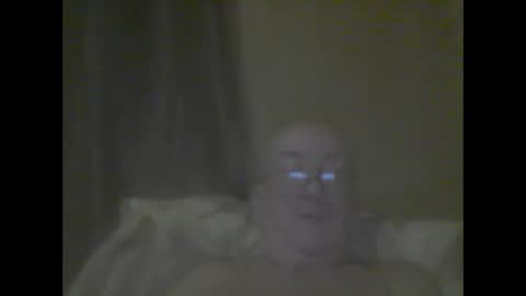 Snapshot of macbewdekan25 chatting on 19, 10, 2025 macbewdekan25 online show from 19, 10, 2025