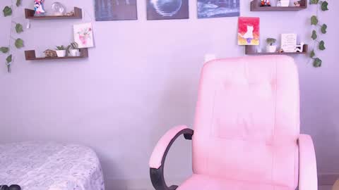 Macey Elliot Modelo Independiente online show from 21, 1, 2025