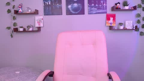 Macey Elliot Modelo Independiente online show from 26, 1, 2025