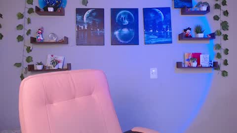 Macey Elliot Modelo Independiente online show from 4, 2, 2025