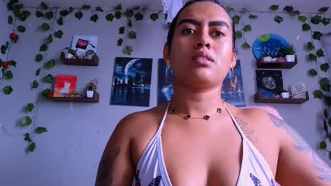 Macey Elliot Modelo Independiente online show from 2, 12, 2025