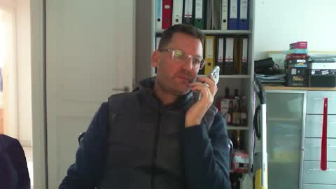 macfly67 online show from 18, 12, 2024