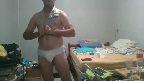 MACHOLIVRE online show from 1, 1, 2025