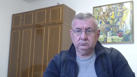 Macho online show from 9, 1, 2025