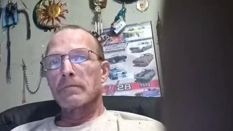 Snapshot of mackdog1369 chatting on 11, 5, 2026 mackdog1369 online show from 11, 5, 2026