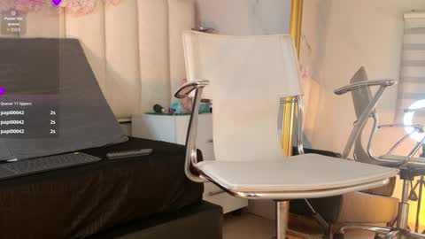 Carolina online show from 9, 9, 2025