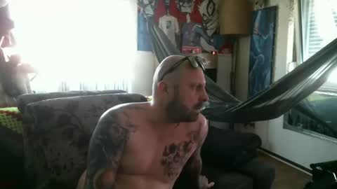 Manuel online show from 8, 2, 2025