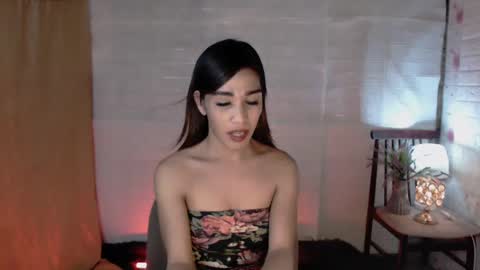 Snapshot of madalina1992 chatting on 18, 1, 2025 madalina1992 online show from 18, 1, 2025