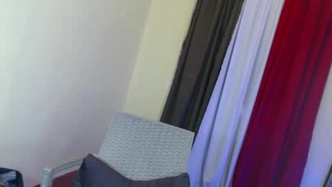 Snapshot of madalina1992 chatting on 3, 3, 2025 madalina1992 online show from 3, 3, 2025