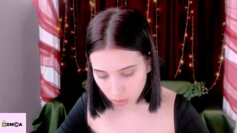 Snapshot of madam_ulis chatting on 27, 12, 2024 Ulis online show from 27, 12, 2024