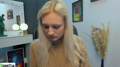 Snapshot of madam_ulis chatting on 3, 2, 2025 Ulis online show from 3, 2, 2025