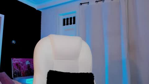  madame lilith  online show from 3, 3, 2025