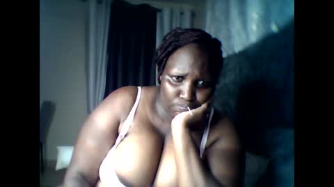 Snapshot of madame_pleasure40 chatting on 10, 5, 2026 madame_pleasure40 online show from 10, 5, 2026