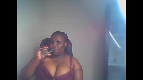 Snapshot of madame_pleasure40 chatting on 12, 5, 2026 madame_pleasure40 online show from 12, 5, 2026