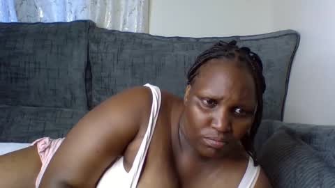 Snapshot of madame_pleasure40 chatting on 2, 6, 2026 madame_pleasure40 online show from 2, 6, 2026