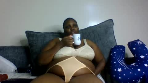 Snapshot of madame_pleasure40 chatting on 11, 6, 2026 madame_pleasure40 online show from 11, 6, 2026