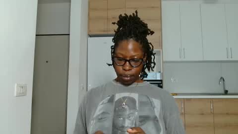 YourMadamIndigo online show from 14, 1, 2026