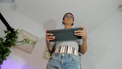 Snapshot of maddie_ray_ chatting on 26, 4, 2026 Maddie Ray online show from 26, 4, 2026
