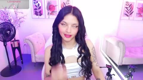 Snapshot of maddie_t18 chatting on 10, 7, 2026 maddie_t18 online show from 10, 7, 2026