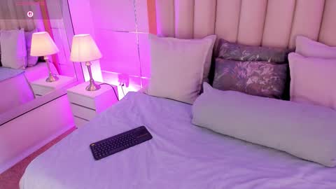    online show from 13, 1, 2026