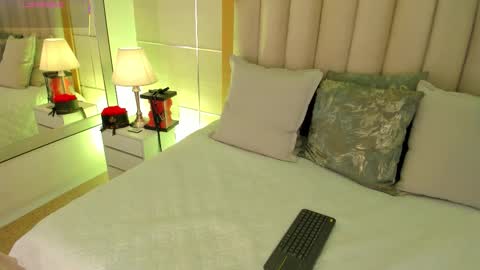 Snapshot of maddieparker chatting on 23, 2, 2026 online show from 23, 2, 2026