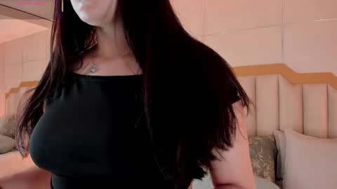 Snapshot of maddieparker chatting on 31, 5, 2026 online show from 31, 5, 2026
