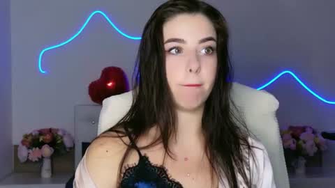 Snapshot of maddieperezz chatting on 25, 6, 2026 maddieperezz online show from 25, 6, 2026