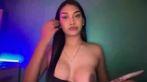 Snapshot of maddison_jade chatting on 19, 2, 2026 maddison_jade online show from 19, 2, 2026
