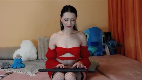 Maddison Summer online show from 12, 2, 2025