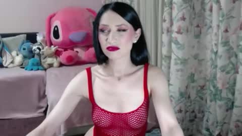 Maddison Summer online show from 24, 5, 2026