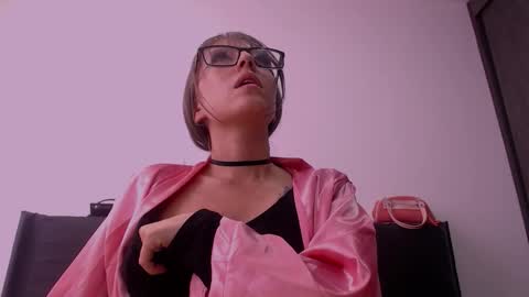 Maddy UwU online show from 18, 11, 2025