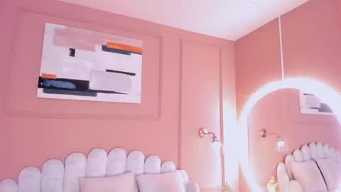 Maddy  online show from 8, 3, 2025