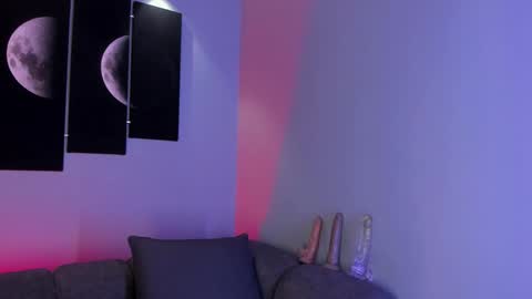 Maddy  online show from 7, 2, 2025