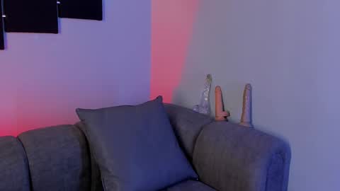 Maddy  online show from 12, 2, 2025