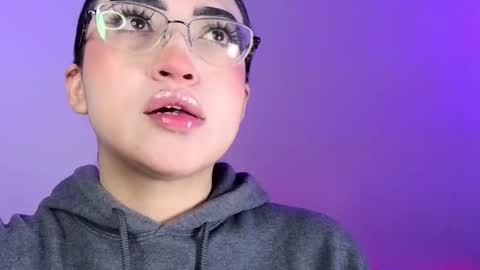   Please followme and rate me your thumbs up online show from 21, 9, 2025