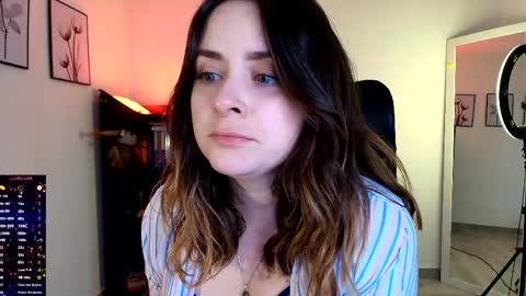 madelamee online show from 24, 4, 2026