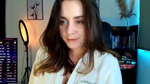 Snapshot of madelamee chatting on 28, 7, 2026 madelamee online show from 28, 7, 2026