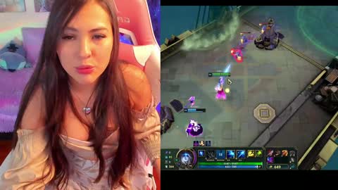 Snapshot of madeleine_shinobi chatting on 2, 12, 2024 Emily Only Fans online show from 2, 12, 2024