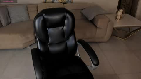 Madeline online show from 5, 12, 2025