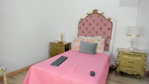 Snapshot of madelyn_walker_ chatting on 6, 1, 2026 madelyn walker online show from 6, 1, 2026